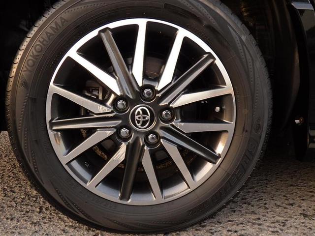 ノア Ｓｉ　ダブルバイビー　フルセグ　メモリーナビ　ＤＶＤ再生　バックカメラ　衝突被害軽減システム　ＥＴＣ　ドラレコ　両側電動スライド　ＬＥＤヘッドランプ　ウオークスルー　乗車定員７人　３列シート　アイドリングストップ（26枚目）