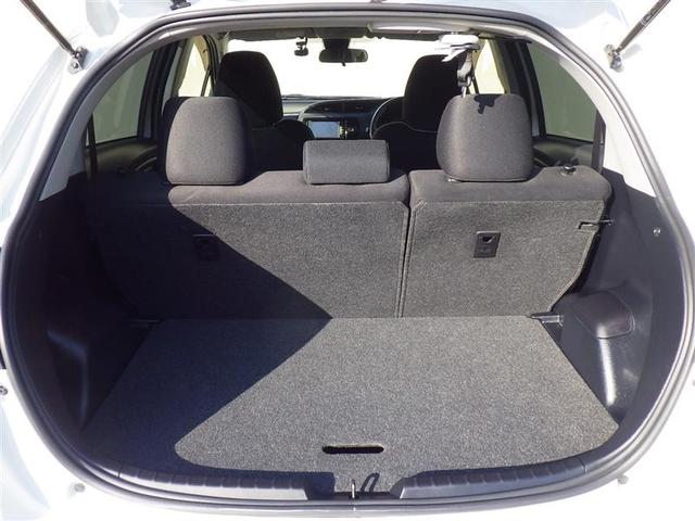 広々としたラゲージスペースを備えています。大きなものや長さのある荷物もしっかりと積み込めます。