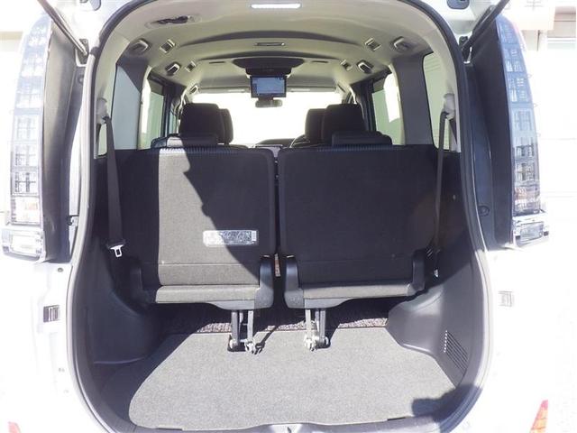 ヴォクシー ZS 煌II フルセグ メモリーナビ DVD再生 後席モニター バックカメラ 衝突被害軽減システム ETC 両側電動スライド LEDヘッドランプ ウオークスルー 乗車定員7人 3列シート アイドリングストップ(23枚目)