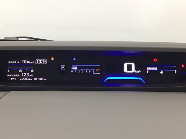フリード Ｇ　デモカーＵＰ・フルセグ・メモリナビ・バックカメラ・シートヒーター・ＥＴＣ　Ａクルーズ　３列シート　パワーウインドウ　地デジ　Ｒカメラ　イモビ　ＶＳＡ　ＵＳＢ　ドライブレコーダー　エアコン　エアバッグ（21枚目）