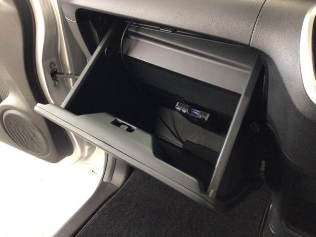 Ｎ－ＢＯＸカスタム Ｇ・ターボＬパッケージ　ＨＩＤ・ワンセグ・メモリナビ・ＤＶＤ・ＣＤ・バックカメラ・純正ＡＷ・ＥＴＣ　ＡＵＴＯエアコン　ナビＴＶ　Ｂカメ　サイドカーテンエアバック　ワンオナ　盗難警報装置　横滑防止装置　ＰＳ　ＰＷ　ＥＣＯモード（30枚目）