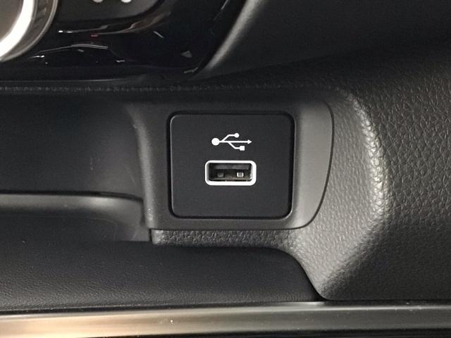 ヴェゼル ｅ：ＨＥＶＺ　ＬＥＤライト・ホンダＣＯＮＮＥＣＴ・メモリナビ・バックカメラ・純正ＡＷ・ＥＴＣ　衝突回避支援ブレーキ機能　１オナ　スマキ　Ｐトランク　フルオートエアコン　エアバッグ　両席エアバック　Ｒカメ　ソナー（12枚目）