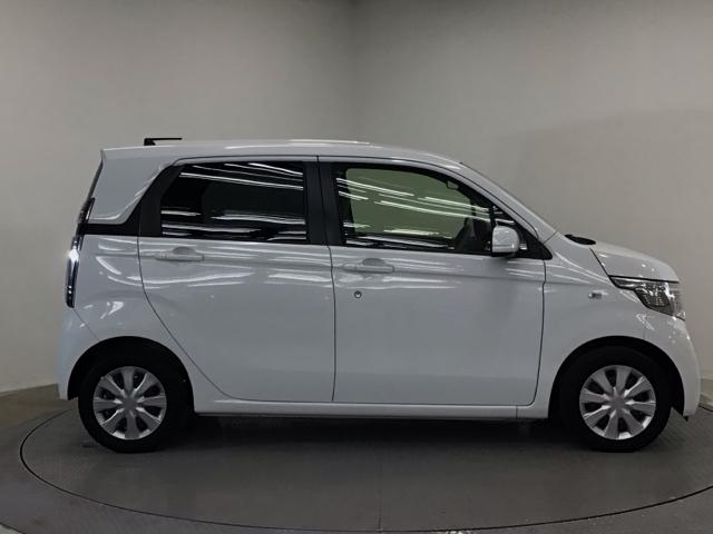 N-WGN C CDチューナー・キーレス・ECOスイッチ・衝突軽減ブレーキ・横滑り防止装置 USB接続 1オ-ナ- 衝突被害軽減システム 助手席エアバッグ ECON エアバッグ パワーウインドウ フルオートエアコン(5枚目)