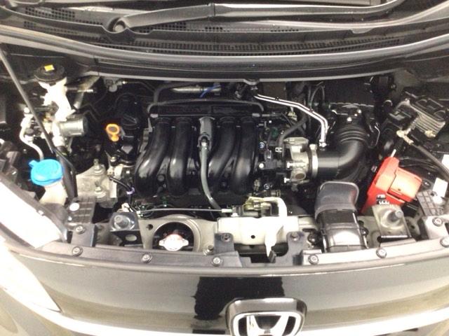 フリード G LED・フルセグ・メモリナビ・DVD・バックカメラ・シートヒーター・ETC Aクルーズ 3列シート LEDヘッドライト パワーウインドウ 地デジ Rカメラ イモビ VSA USB エアコン エアバッグ(20枚目)