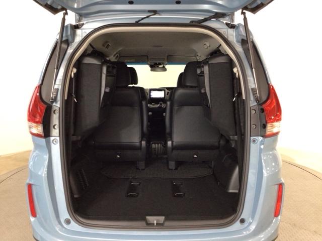 フリードハイブリッド ハイブリッド・クロスターホンダセンシング LED・フルセグ・メモリナビ・バックカメラ・純正AW・シートヒーター・ETC 両側Pスライドドア USB オートクルーズコントロール ワンオ-ナ- パーキングセンサー DVD再生可能 LEDライト(12枚目)