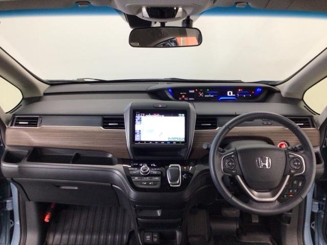 フリードハイブリッド ハイブリッド・クロスターホンダセンシング LED・フルセグ・メモリナビ・バックカメラ・純正AW・シートヒーター・ETC 両側Pスライドドア USB オートクルーズコントロール ワンオ-ナ- パーキングセンサー DVD再生可能 LEDライト(16枚目)