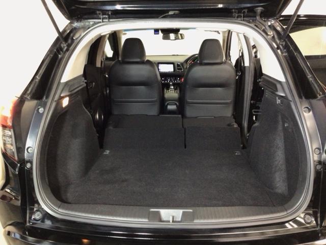 ヴェゼル ハイブリッドZ・ホンダセンシング LED・フルセグ・メモリナビ・バックカメラ・純正AW・シートヒーター・ETC レーダーサポート 1オーナ- DVD再生機能 横滑り防止システム バックアイカメラ 盗難防止装置 シートヒーター付 ABS(14枚目)