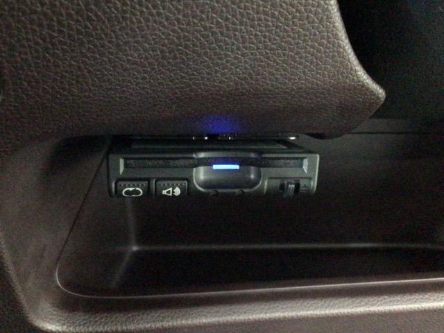 【ＥＴＣ車載器】もはや必須アイテムのＥＴＣを搭載！高速道路のご利用時にとても便利！わずらわしい料金所での現金支払いが不要となりスムーズに通過できます♪