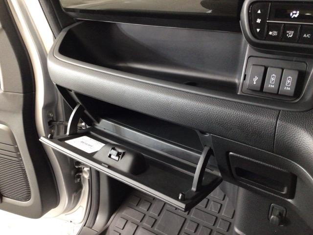 Ｎ－ＢＯＸカスタム Ｇ・Ｌターボホンダセンシング　ＬＥＤ・フルセグ・メモリナビ・純正ＡＷ・両側電動ドア・スマートキー・ＥＴＣ　両側ＰＷスライドドア　Ｂモニタ　Ｉストップ　セキュリティー　ＵＳＢ接続　クルーズコントロール　ナビＴＶ　キーレスエントリー（24枚目）