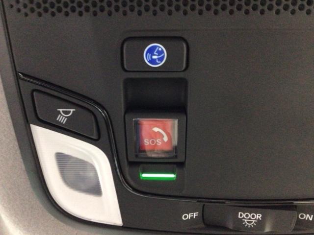 フィット ｅ：ＨＥＶホームブラックスタイル　デモカーＵＰ・ＬＥＤ・フルセグ・ホンダＣＯＮＮＥＣＴ・純正ＡＷ・ＥＴＣ　全周囲カメラ　オートライト　Ｂカメラ　１オーナー　ＬＥＤライト　クリアランスソナー　サイドＳＲＳ　オートクルーズコントロール（9枚目）