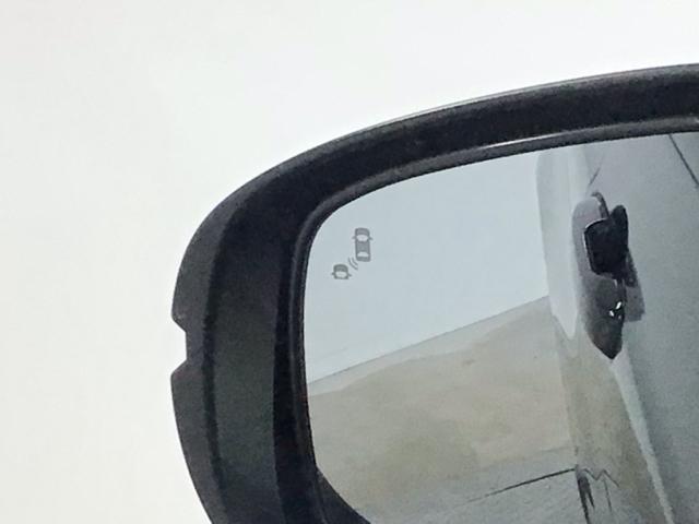 フィット ｅ：ＨＥＶホームブラックスタイル　デモカーＵＰ・ＬＥＤ・フルセグ・ホンダＣＯＮＮＥＣＴ・純正ＡＷ・ＥＴＣ　全周囲カメラ　オートライト　Ｂカメラ　１オーナー　ＬＥＤライト　クリアランスソナー　サイドＳＲＳ　オートクルーズコントロール（11枚目）