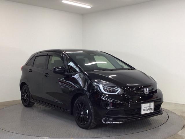フィット ｅ：ＨＥＶホームブラックスタイル　デモカーＵＰ・ＬＥＤ・フルセグ・ホンダＣＯＮＮＥＣＴ・純正ＡＷ・ＥＴＣ　全周囲カメラ　オートライト　Ｂカメラ　１オーナー　ＬＥＤライト　クリアランスソナー　サイドＳＲＳ　オートクルーズコントロール（31枚目）