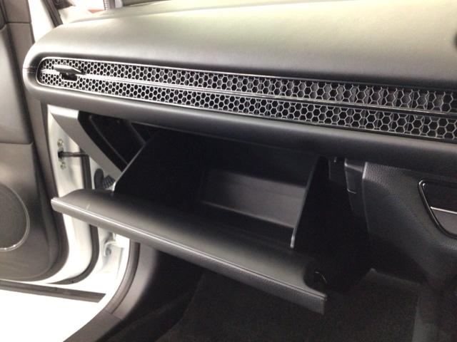 ZR-V X デモカーUP・LED・フルセグ・メモリナビ・純正AW・ホンダCONNECT 1オーナー クリアランスソナー 地デジ Bカメ オートクルーズコントロール ESC サイドカーテンエアバック エアコン(22枚目)