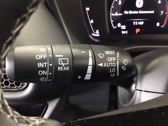 ZR-V X デモカーUP・LED・フルセグ・メモリナビ・純正AW・ホンダCONNECT 1オーナー クリアランスソナー 地デジ Bカメ オートクルーズコントロール ESC サイドカーテンエアバック エアコン(42枚目)