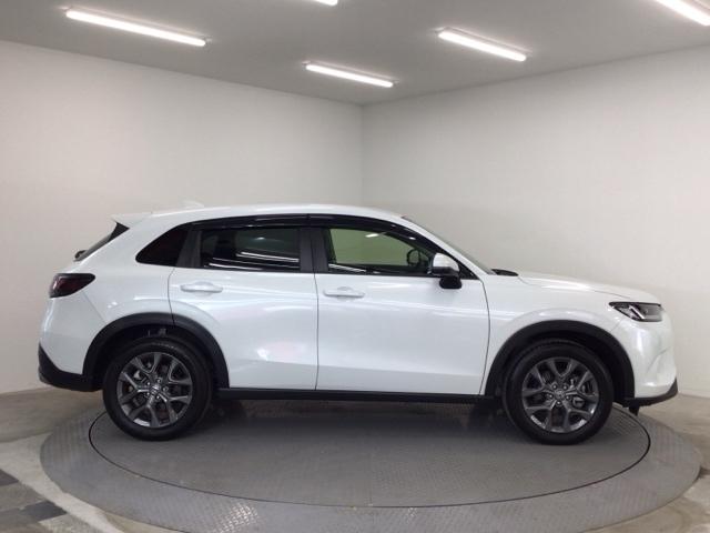 ZR-V X デモカーUP・LED・フルセグ・メモリナビ・純正AW・ホンダCONNECT 1オーナー クリアランスソナー 地デジ Bカメ オートクルーズコントロール ESC サイドカーテンエアバック エアコン(49枚目)