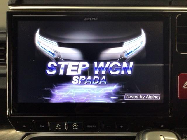 ステップワゴンスパーダ スパーダ・クールスピリットホンダセンシング　ＬＥＤ・フルセグ・メモリナビ・後席モニター・純正ＡＷ・両側電動ドア・ＥＴＣ　サイドエアバック　スマートキ　左右電動スライドドア　バックモニタ　Ｗエアコン　地ＴＶ　ナビ＆ＴＶ　三列シート　ＵＳＢ　ＡＡＣ（7枚目）