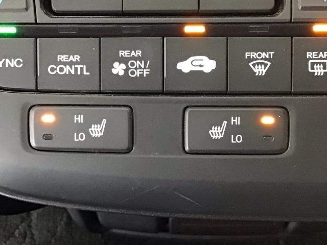 ステップワゴンスパーダ スパーダ・クールスピリットホンダセンシング　ＬＥＤ・フルセグ・メモリナビ・後席モニター・純正ＡＷ・両側電動ドア・ＥＴＣ　サイドエアバック　スマートキ　左右電動スライドドア　バックモニタ　Ｗエアコン　地ＴＶ　ナビ＆ＴＶ　三列シート　ＵＳＢ　ＡＡＣ（26枚目）