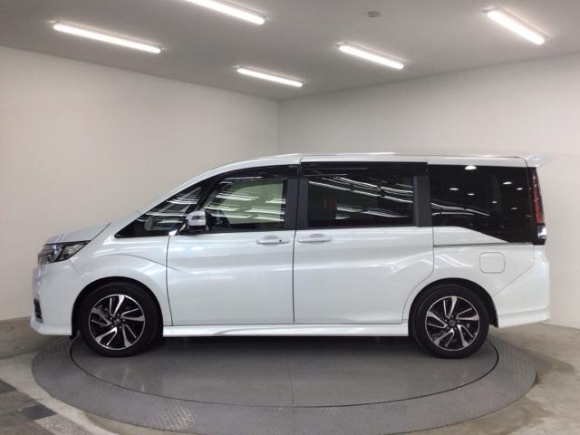 ステップワゴンスパーダ スパーダ・クールスピリットホンダセンシング　ＬＥＤ・フルセグ・メモリナビ・後席モニター・純正ＡＷ・両側電動ドア・ＥＴＣ　サイドエアバック　スマートキ　左右電動スライドドア　バックモニタ　Ｗエアコン　地ＴＶ　ナビ＆ＴＶ　三列シート　ＵＳＢ　ＡＡＣ（40枚目）