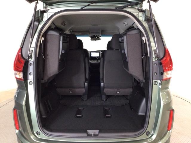 フリード Ｇ　レンタＵＰ・フルセグ・メモリナビ・バックカメラ・シートヒーター・ＥＴＣ　Ａクルーズ　３列シート　ＬＥＤヘッドライト　パワーウインドウ　地デジ　Ｒカメラ　イモビ　ＶＳＡ　ＵＳＢ　ドライブレコーダー（12枚目）