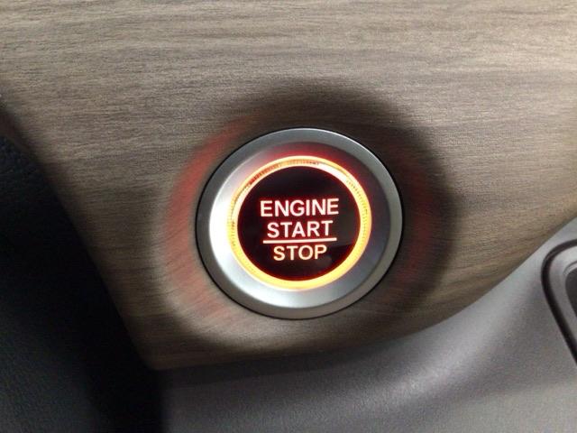 フリード Ｇ　レンタＵＰ・フルセグ・メモリナビ・バックカメラ・シートヒーター・ＥＴＣ　Ａクルーズ　３列シート　ＬＥＤヘッドライト　パワーウインドウ　地デジ　Ｒカメラ　イモビ　ＶＳＡ　ＵＳＢ　ドライブレコーダー（23枚目）