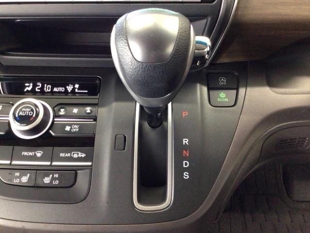 フリード Ｇ　レンタＵＰ・フルセグ・メモリナビ・バックカメラ・シートヒーター・ＥＴＣ　Ａクルーズ　３列シート　ＬＥＤヘッドライト　パワーウインドウ　地デジ　Ｒカメラ　イモビ　ＶＳＡ　ＵＳＢ　ドライブレコーダー（30枚目）