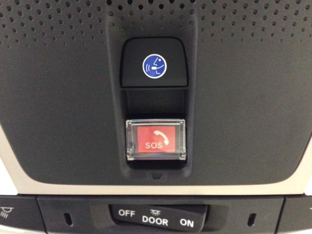 ヴェゼル ｅ：ＨＥＶＺ　ＬＥＤ・フルセグ・メモリナビ・バックカメラ・純正ＡＷ・ホンダＣＯＮＮＥＣＴ　衝突回避支援ブレーキ機能　１オナ　スマキ　Ｐトランク　フルオートエアコン　エアバッグ　両席エアバック　Ｒカメ　ＬＥＤランプ（9枚目）