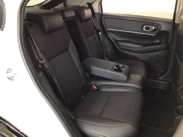 ヴェゼル ｅ：ＨＥＶＺ　ＬＥＤ・フルセグ・メモリナビ・バックカメラ・純正ＡＷ・ホンダＣＯＮＮＥＣＴ　衝突回避支援ブレーキ機能　１オナ　スマキ　Ｐトランク　フルオートエアコン　エアバッグ　両席エアバック　Ｒカメ　ＬＥＤランプ（14枚目）