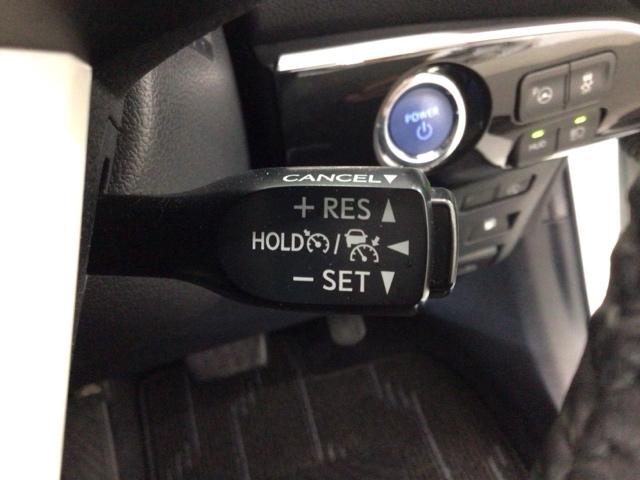 プリウスＰＨＶ Ａプレミアム　ＬＥＤ・フルセグ・メモリナビ・バックカメラ・純正ＡＷ・シートヒーター・ＥＴＣ　ソナー　ＬＥＤライト　横滑り防止機能　黒革シート　イモビライザー　Ｂカメラ　パワステ　オートエアコン　１オーナー　ＡＢＳ（5枚目）