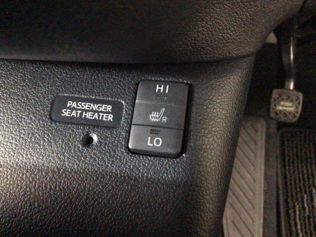 プリウスＰＨＶ Ａプレミアム　ＬＥＤ・フルセグ・メモリナビ・バックカメラ・純正ＡＷ・シートヒーター・ＥＴＣ　ソナー　ＬＥＤライト　横滑り防止機能　黒革シート　イモビライザー　Ｂカメラ　パワステ　オートエアコン　１オーナー　ＡＢＳ（10枚目）