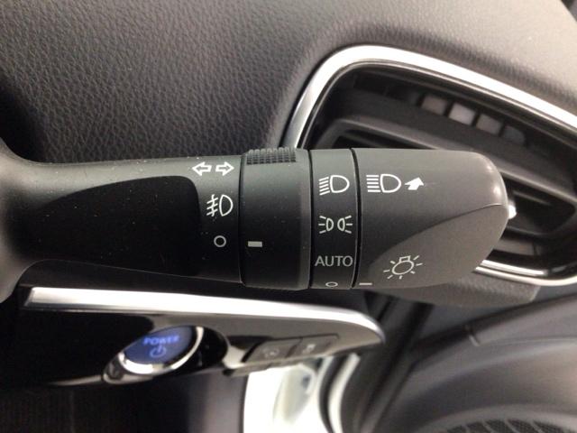 プリウスＰＨＶ Ａプレミアム　ＬＥＤ・フルセグ・メモリナビ・バックカメラ・純正ＡＷ・シートヒーター・ＥＴＣ　ソナー　ＬＥＤライト　横滑り防止機能　黒革シート　イモビライザー　Ｂカメラ　パワステ　オートエアコン　１オーナー　ＡＢＳ（28枚目）