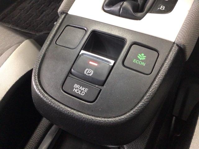 フィット e:HEVクロスター LED・フルセグ・メモリナビ・バックカメラ・純正AW・ホンダCONNECT 衝突回避システム 1オーナー フルオートエアコン 前後センサー LEDランプ エアバッグ サイドエアバック 地デジ VSA(33枚目)