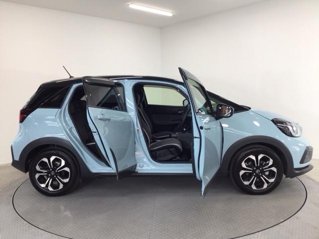 フィット e:HEVクロスター LED・フルセグ・メモリナビ・バックカメラ・純正AW・ホンダCONNECT 衝突回避システム 1オーナー フルオートエアコン 前後センサー LEDランプ エアバッグ サイドエアバック 地デジ VSA(53枚目)