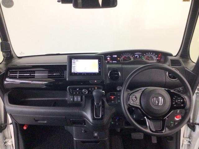 N-BOXカスタム L LED・フルセグ・メモリナビ・バックカメラ・純正AW・シートヒーター・ETC Pソナー 1オーナー サイドエアバッグ ナビTV Aストップ ベンチシート キーフリーシステム LEDライト リアカメ(4枚目)