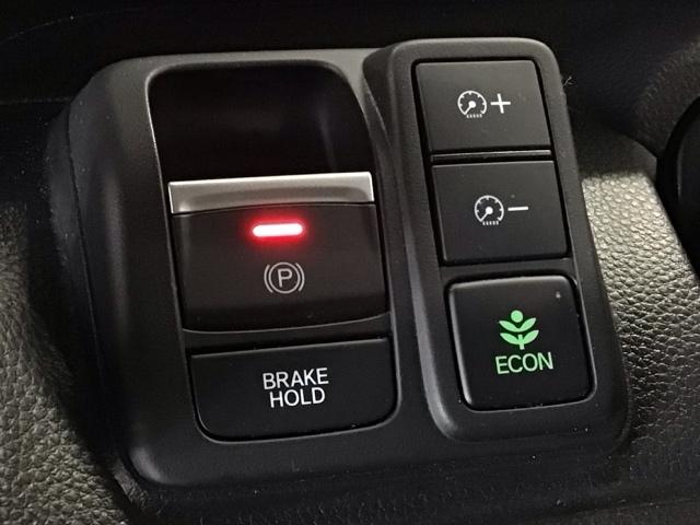 N-BOXカスタム L LED・フルセグ・メモリナビ・バックカメラ・純正AW・シートヒーター・ETC Pソナー 1オーナー サイドエアバッグ ナビTV Aストップ ベンチシート キーフリーシステム LEDライト リアカメ(35枚目)