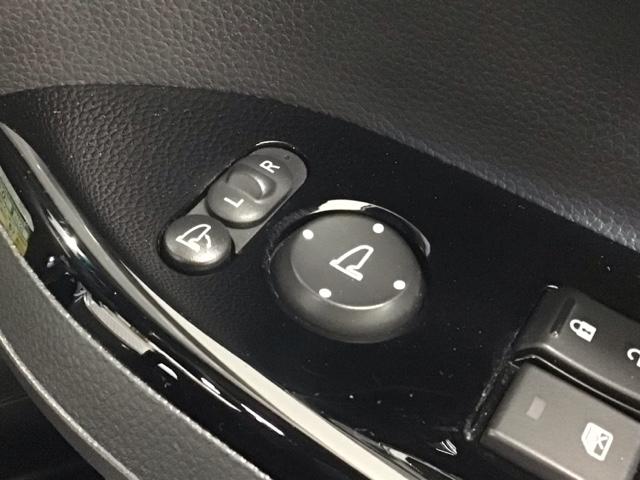 N-BOXカスタム L LED・フルセグ・メモリナビ・バックカメラ・純正AW・シートヒーター・ETC Pソナー 1オーナー サイドエアバッグ ナビTV Aストップ ベンチシート キーフリーシステム LEDライト リアカメ(38枚目)