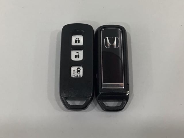 N-BOXカスタム L LED・フルセグ・メモリナビ・バックカメラ・純正AW・シートヒーター・ETC Pソナー 1オーナー サイドエアバッグ ナビTV Aストップ ベンチシート キーフリーシステム LEDライト リアカメ(39枚目)