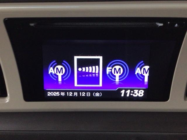 Ｎ－ＯＮＥ Ｇ・Ｌパッケージ　ＨＩＤ・ＣＤ・バックカメラ・純正ＡＷ・ＥＣＯＮスイッチ・スマートキー・ＥＴＣ　１オーナー　ｉストップ　ベンチＳ　盗難防止　フルオートエアコン　パワーウィンドウ　助手席エアバック　ＵＳＢ　ＥＳＣ　ＡＢＳ（7枚目）