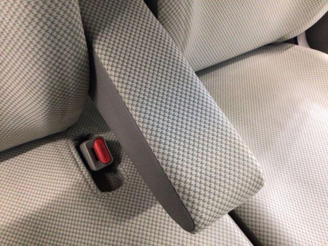 Ｎ－ＯＮＥ Ｇ・Ｌパッケージ　ＨＩＤ・ＣＤ・バックカメラ・純正ＡＷ・ＥＣＯＮスイッチ・スマートキー・ＥＴＣ　１オーナー　ｉストップ　ベンチＳ　盗難防止　フルオートエアコン　パワーウィンドウ　助手席エアバック　ＵＳＢ　ＥＳＣ　ＡＢＳ（35枚目）