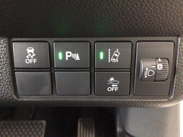 Ｎ－ＷＧＮカスタム Ｌ・ターボホンダセンシング　ＬＥＤ・フルセグ・メモリナビ・バックカメラ・純正ＡＷ・シートヒーター・ＥＴＣ　ブレーキサポート　盗難警報装置　横滑り防止機能　サイドエアバック　クルーズＣ　クリアランスソナ　ＬＥＤヘッド　リヤカメラ（8枚目）