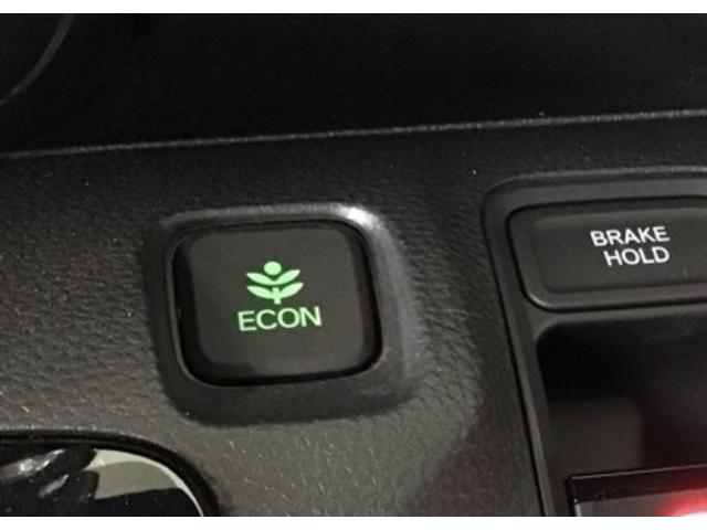 Ｎ－ＷＧＮカスタム Ｌ・ターボホンダセンシング　ＬＥＤ・フルセグ・メモリナビ・バックカメラ・純正ＡＷ・シートヒーター・ＥＴＣ　ブレーキサポート　盗難警報装置　横滑り防止機能　サイドエアバック　クルーズＣ　クリアランスソナ　ＬＥＤヘッド　リヤカメラ（9枚目）