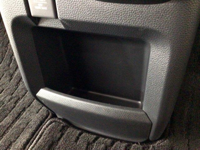 Ｎ－ＷＧＮカスタム Ｌ・ターボホンダセンシング　ＬＥＤ・フルセグ・メモリナビ・バックカメラ・純正ＡＷ・シートヒーター・ＥＴＣ　ブレーキサポート　盗難警報装置　横滑り防止機能　サイドエアバック　クルーズＣ　クリアランスソナ　ＬＥＤヘッド　リヤカメラ（22枚目）