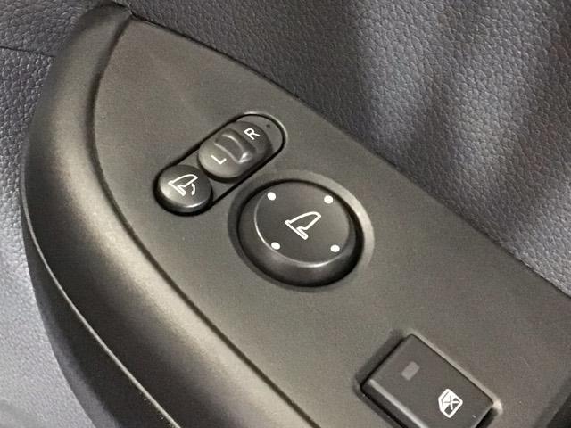 Ｎ－ＷＧＮカスタム Ｌ・ターボホンダセンシング　ＬＥＤ・フルセグ・メモリナビ・バックカメラ・純正ＡＷ・シートヒーター・ＥＴＣ　ブレーキサポート　盗難警報装置　横滑り防止機能　サイドエアバック　クルーズＣ　クリアランスソナ　ＬＥＤヘッド　リヤカメラ（29枚目）