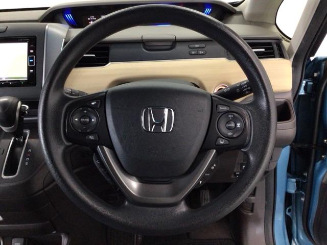 フリード Ｇ・ホンダセンシング　ＬＥＤ・フルセグ・メモリナビ・ＤＶＤ・バックカメラ・両側電動ドア・ＥＴＣ　Ｆセグ　追突被害軽減ブレーキ　ｉストップ　Ｗエアバッグ　パワーウィンドウ　アクティブクルーズコントロール　スマートキ　ＶＳＡ（11枚目）