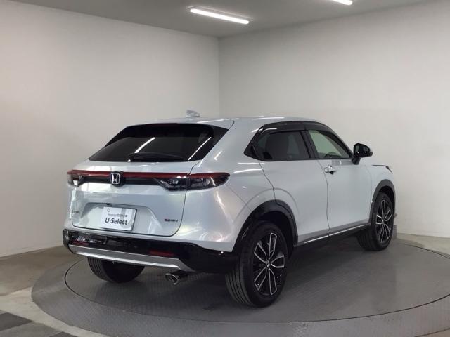 ヴェゼル ｅ：ＨＥＶＺ　ＬＥＤ・フルセグ・メモリナビ・バックカメラ・純正ＡＷ・シートヒーター・ＥＴＣ　衝突回避支援ブレーキ機能　１オナ　スマキ　Ｐトランク　フルオートエアコン　Ｄレコ　エアバッグ　両席エアバック　Ｒカメ（2枚目）