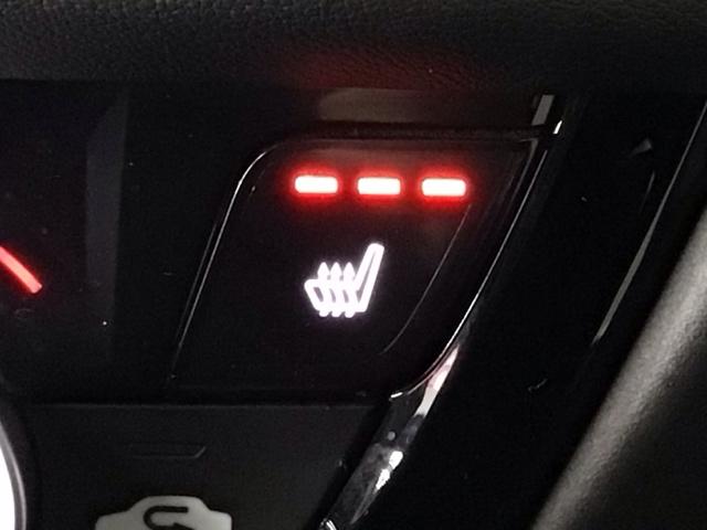 ヴェゼル ｅ：ＨＥＶＺ　ＬＥＤ・フルセグ・メモリナビ・バックカメラ・純正ＡＷ・シートヒーター・ＥＴＣ　衝突回避支援ブレーキ機能　１オナ　スマキ　Ｐトランク　フルオートエアコン　Ｄレコ　エアバッグ　両席エアバック　Ｒカメ（9枚目）