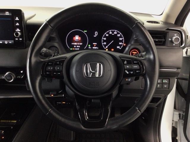 ヴェゼル ｅ：ＨＥＶＺ　ＬＥＤ・フルセグ・メモリナビ・バックカメラ・純正ＡＷ・シートヒーター・ＥＴＣ　衝突回避支援ブレーキ機能　１オナ　スマキ　Ｐトランク　フルオートエアコン　Ｄレコ　エアバッグ　両席エアバック　Ｒカメ（12枚目）