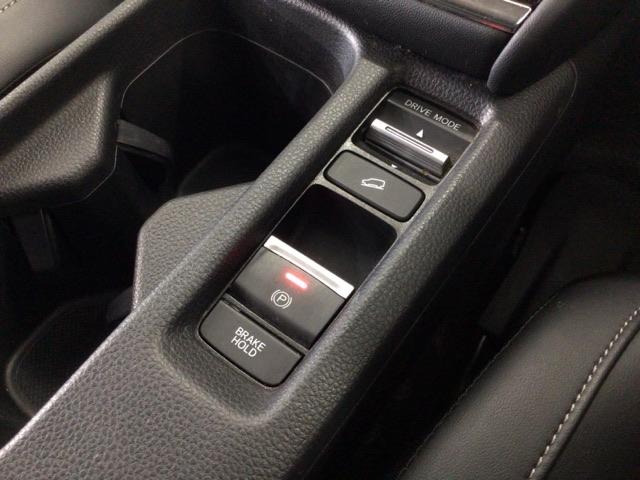 ヴェゼル ｅ：ＨＥＶＺ　ＬＥＤ・フルセグ・メモリナビ・バックカメラ・純正ＡＷ・シートヒーター・ＥＴＣ　衝突回避支援ブレーキ機能　１オナ　スマキ　Ｐトランク　フルオートエアコン　Ｄレコ　エアバッグ　両席エアバック　Ｒカメ（37枚目）