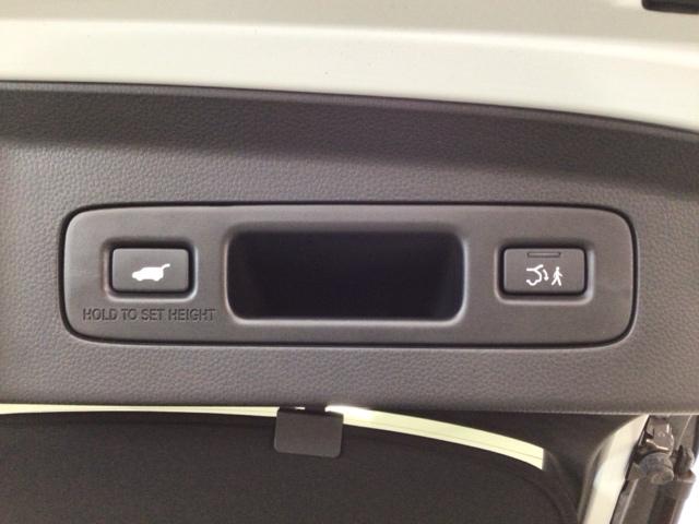 ヴェゼル ｅ：ＨＥＶＺ　ＬＥＤ・フルセグ・メモリナビ・バックカメラ・純正ＡＷ・シートヒーター・ＥＴＣ　衝突回避支援ブレーキ機能　１オナ　スマキ　Ｐトランク　フルオートエアコン　Ｄレコ　エアバッグ　両席エアバック　Ｒカメ（55枚目）