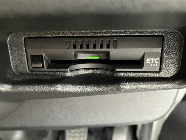 ハイエースバン スーパーＧＬ　ダークプライムＩＩ　４ＷＤ　フルセグ　メモリーナビ　ＤＶＤ再生　バックカメラ　衝突被害軽減システム　ＥＴＣ　ドラレコ　ＬＥＤヘッドランプ　ワンオーナー　ディーゼル（18枚目）