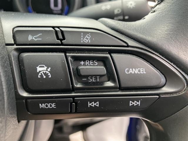 ヤリスクロス Ｇ　フルセグ　メモリーナビ　ＤＶＤ再生　バックカメラ　衝突被害軽減システム　ＥＴＣ　ＬＥＤヘッドランプ　ワンオーナー（15枚目）